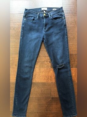 FRAME Le Skinny de Jeanne Dark Indigo Distressed Jeans